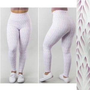 BuffBunny Collection Onyx High Rise Pocket Leggings Oasis Print